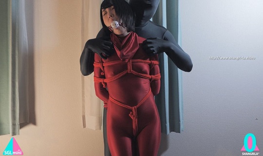 全身タイツ黒崎さく